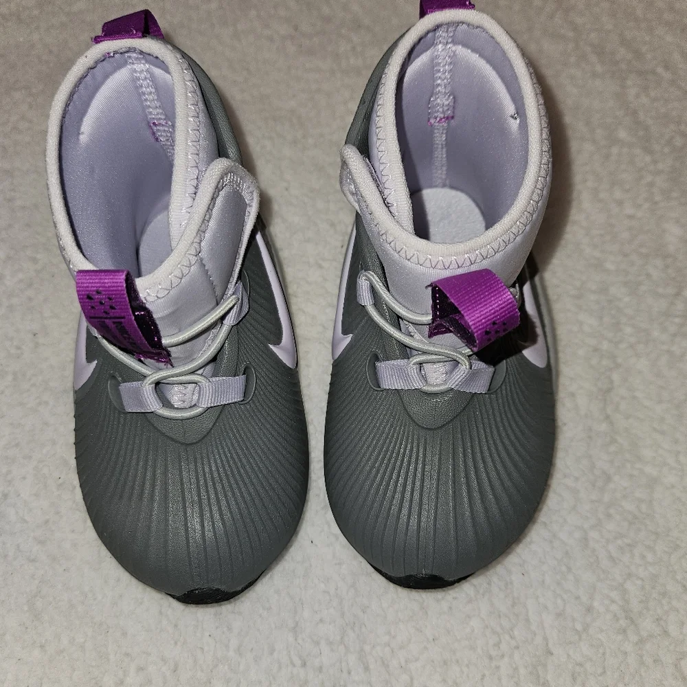 Nike Kids Binzie  Boots Size 6C